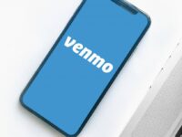 startup visa, Канадская компания Damon Motors запускает производство спортивных электро мотоциклов..